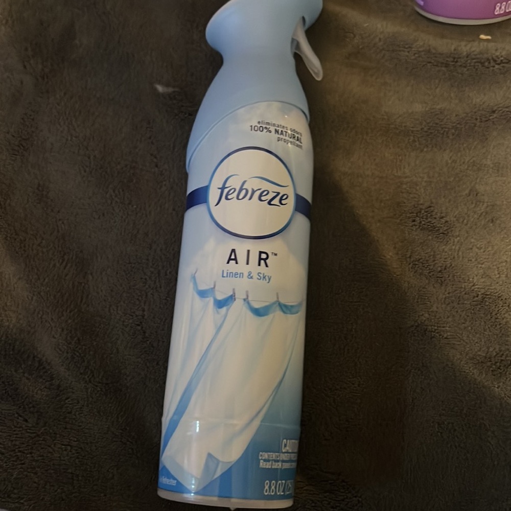 COPY - Febreeze air freshener - Picture 4 of 7